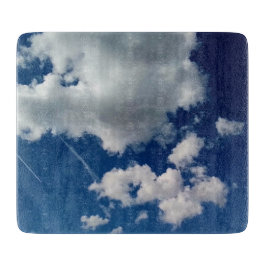 Eine sehr große Wolke Schneidebrett