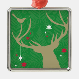 Eine Silhouette eines Rotwilds mit den Sternen, Ornament Aus Metall