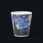 Eine Starry Night: Saint Remy von Vincent Van Gogh Milchtasse<br><div class="desc">Das Jahr ist 1889. Vincent Van Gogh ist Patient im Asyl von Saint-Paul-de-Mausole in Saint-Rémy-de-Provence, Frankreich. Er leidet an psychischen Erkrankungen, und seine Ärzte haben ihm geraten, drinnen bleibe und das Malen zu vermeiden. Aber Van Gogh kann dem Drang zu kreieren nicht widerstehen, und er verbringt seine Tage damit, Landschaften...</div>