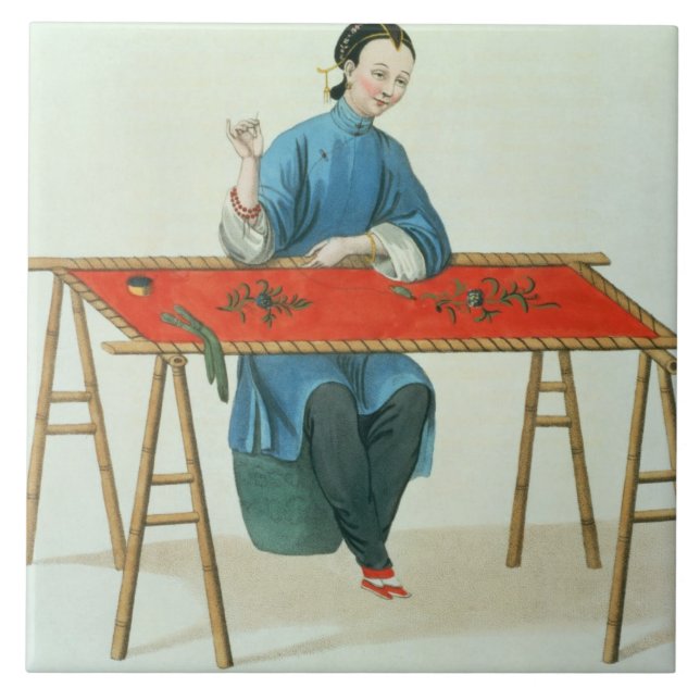 Eine stickende Frau, überziehen 41 'vom Kostüm O Fliese (Vorderseite)