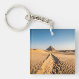 Eine Straße zur Pyramide Schlüsselanhänger