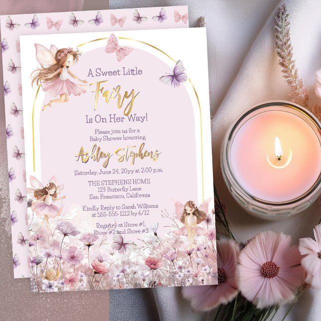 Eine süße kleine Wildblumen mit einer Girl-Babydus Folieneinladung (Enchanting "A Sweet Little Fairy Is On Her Way!" Girl Baby Shower Arched Panel Foil Invitation)