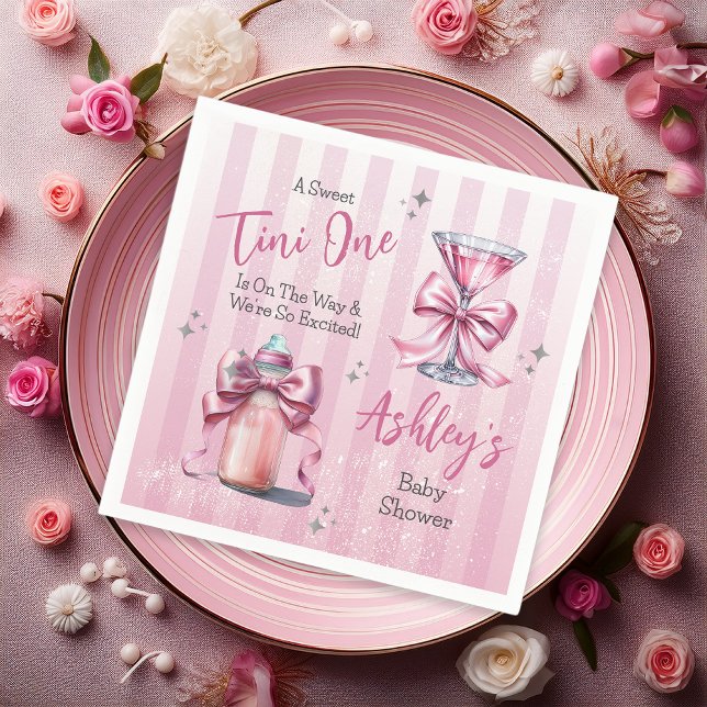 Eine süße Tini-One-Pink-Coquette-Girl-Babydusche Serviette ("A Sweet Tini One Is On the Way . . ." Coquette Bows Martini | Bottle Girl Baby Shower Napkins)