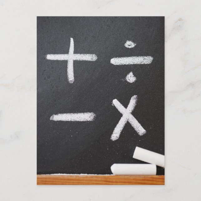 Eine Tafel mit mathematischen Symbolen Postkarte (Vorderseite)