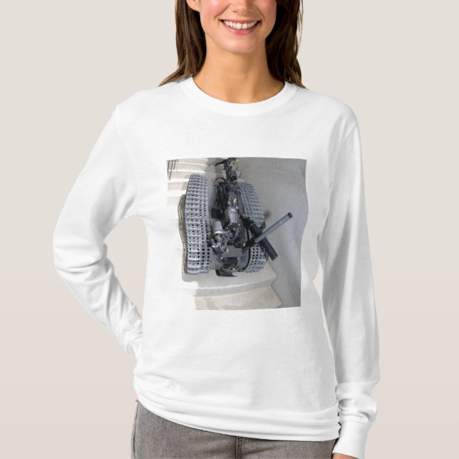 Eine Talon 3B Robotereinheit, die einen Flug des A T-Shirt (Vorderseite)