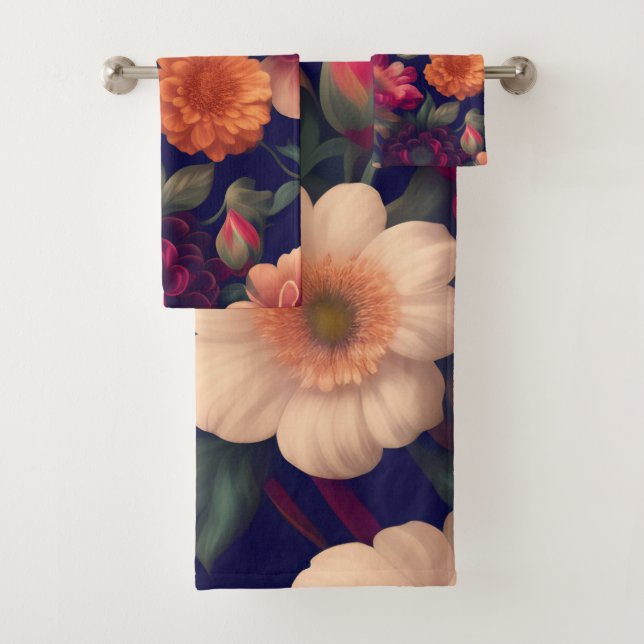 Eine Tapete mit Blumenmuster  Badhandtuch Set (Insitu)
