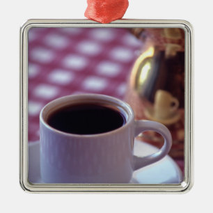 Eine Tasse arabischer Kaffee. Syrien. Der Nahe Silbernes Ornament