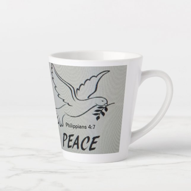 Eine Tasse mit Friedenstaube und Schrift (Rechts)