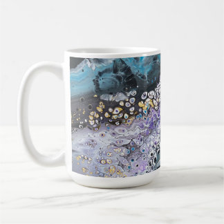 Eine Tasse mit Schwarz-Blau-Originalkunstwerken