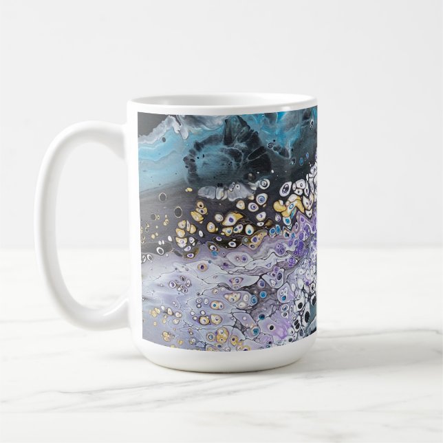 Eine Tasse mit Schwarz-Blau-Originalkunstwerken (Links)