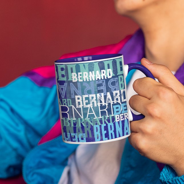 Eine Tasse voller blauer Namen (Von Creator hochgeladen)