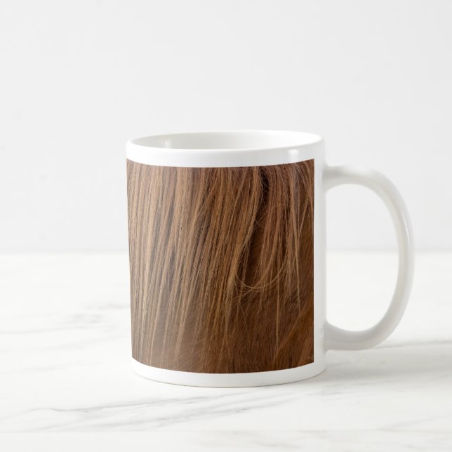 Eine Tasse von Pferdemane (Rechts)