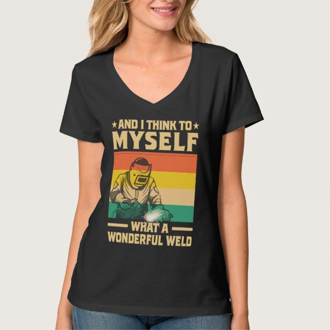 Eine teure Toolbox hat nie einen qualifizierten Di T-Shirt (Vorderseite)