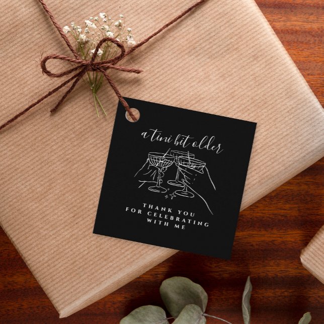 Eine Tini-Bit ältere Hand gezeichnete Black Birthd Geschenkanhänger (Von Creator hochgeladen)