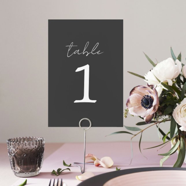 Eine wahre Einfachheit 3 Tischnummer der Holzkohle (Von Creator hochgeladen)