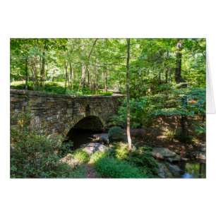 Eine Waldrandbrücke