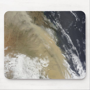 Eine Wand des Staubes dehnte von NordQueensla aus Mousepad