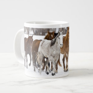 Eine Winterlandschaft mit Laufen Jumbo-Tasse