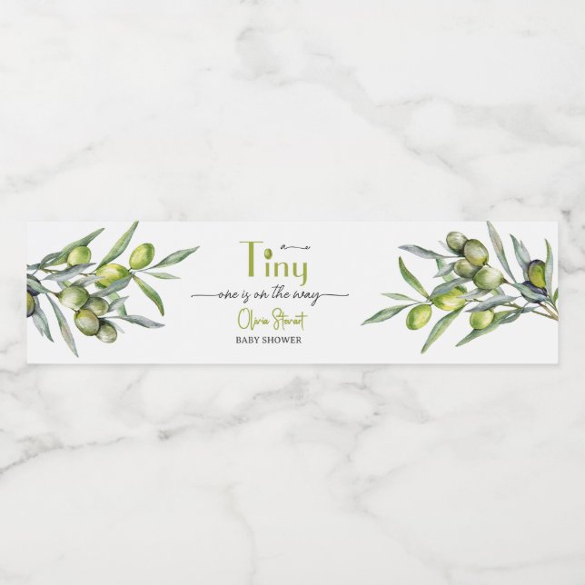 Eine winzige ist auf dem Weg zur Baby-Dusche Wasserflaschenetikett (Einzelnes Label)