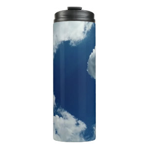 Eine Wolkenkurve Thermosbecher