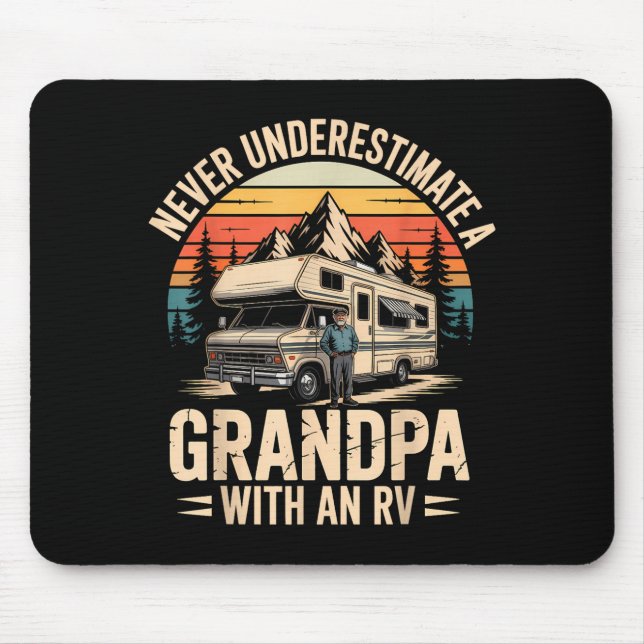 Einen Opa mit einem Wohnmobil-Camping-Camper unter Mousepad (Vorne)