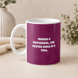 Einen Unterschied machen, ein Pflegekind nach dem Kaffeetasse