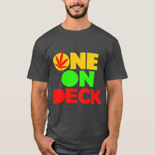 Einer auf Deck T - Shirt