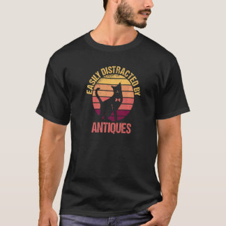 Einfach abgelenkt durch Antiquitäten Katzen-Junk-H T-Shirt