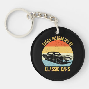 Einfach abgelenkt durch Oldtimer Schlüsselanhänger