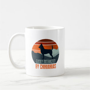 Einfach ablenkbar durch Chihuahuas beim Gassi gehe Kaffeetasse