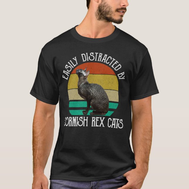 Einfach Ablenkbar Durch Cornish Rex Katzen T-Shirt (Vorderseite)