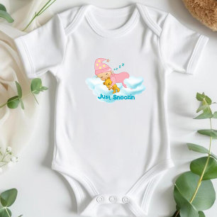 Einfach dösen Rosa Baby schläft in Wolken Strampler
