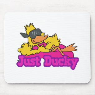 Einfach Duckie Duck auf dem Floß Mousepad