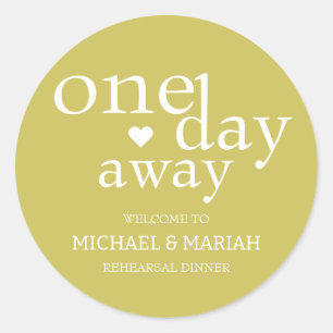 Einfach Elegant Die Nacht Vor Der Probe Dinner  Runder Aufkleber