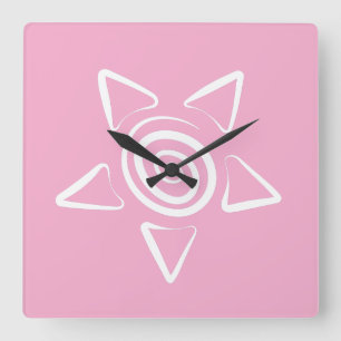 Einfach gestaltete rosa Farbe Quadratische Wanduhr