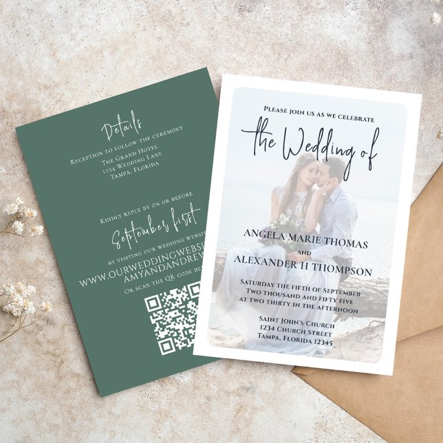 Einfach grüner QR-Code Elegant Minimal-UAWG Einladung (Elegant Wedding invitation with a minimalist photo vellum photo overlay effect.)