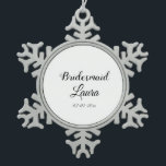 Einfach minimaler Zusatz Name Braut Geschenk Jahr  Schneeflocken Zinn-Ornament<br><div class="desc">design</div>