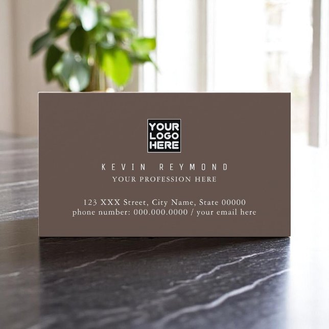 Einfach Minimalistisch Basic Brownish Beruflich Visitenkarte (Von Creator hochgeladen)