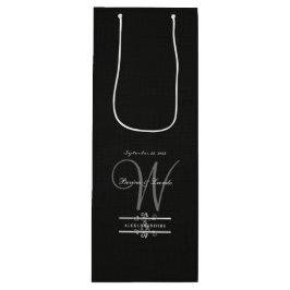 Einfach und elegant: Schwarze Linse mit Monogramm Geschenktüte Für Weinflaschen