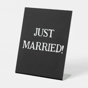 EINFACH VERHEIRATETES PEDESTAL SOCKELSCHILD