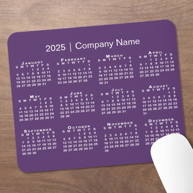 Einfache 2025 Kalender Firmenname auf Lila Mousepad (Simple 2025 Calendar Company Name on Purple Mouse Pad in situ)