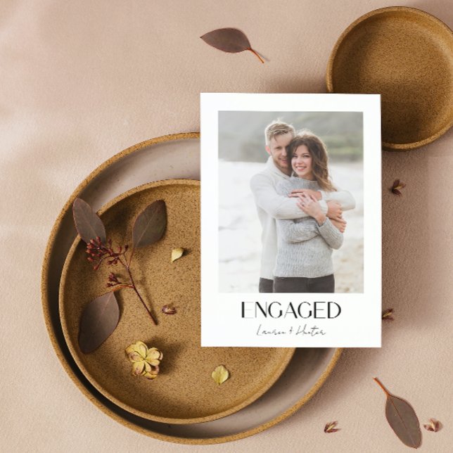 Einfache 2-Foto-Script-Engagement-Partei Ankündigung (Engaged & Excited! Join Us for the Party 🥂💍 [Personalize Here])