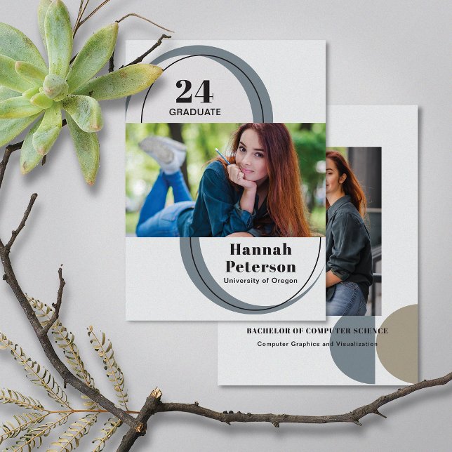 Einfache 2-Foto-Universitätsausstellung Ankündigung (Von Creator hochgeladen)