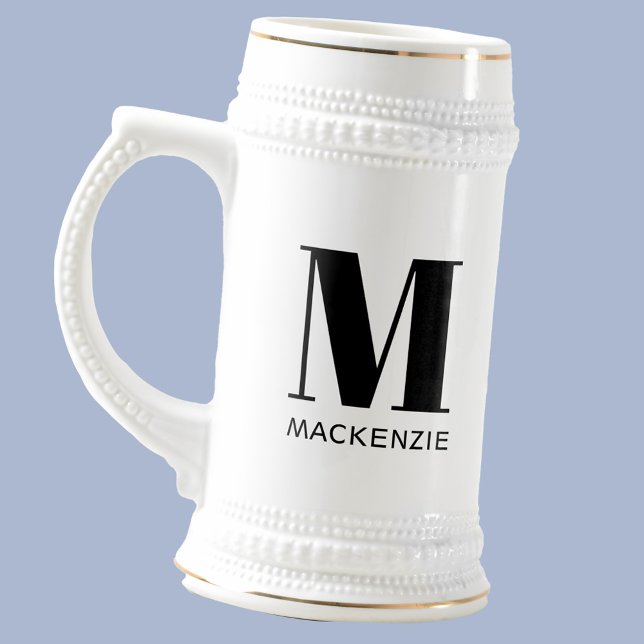 Einfache Anfangsbezeichnung für Monogramm Bierglas (Simple monogram initial name personalized modern typography beer stein)