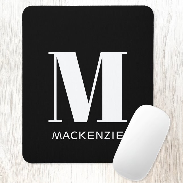 Einfache Anfangsbezeichnung für Monogramm Mousepad (Personalized monogram initial name white on black mousemat)