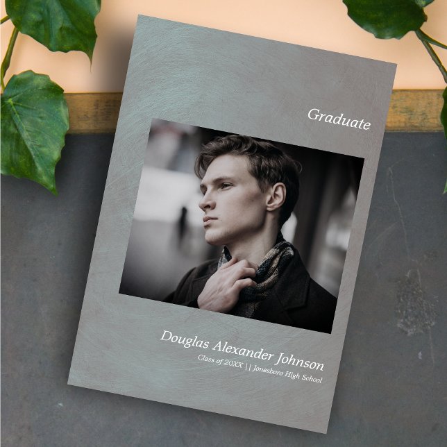 Einfache Ankündigung eines benutzerdefinierten Fot (Von Creator hochgeladen)