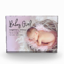 Einfache Baby Girl-Ankündigung Modernes Skript