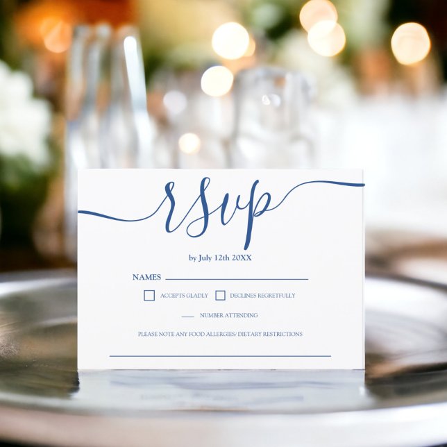 Einfache blaue Hochzeit rsvp Monogramm Karte (Simple blue white wedding rsvp monogram)