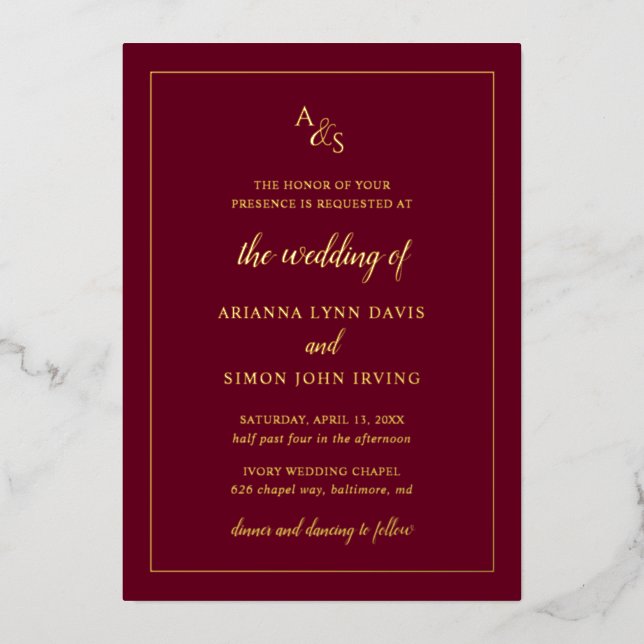 Einfache Burgundy Monogram Formal Elegante Hochzei Folieneinladung (Vorderseite)