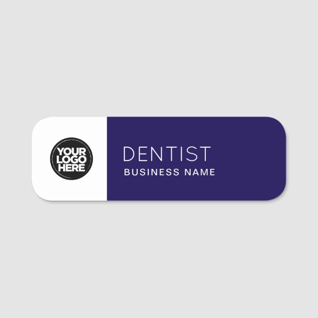 Einfache Button Name Tag oder Magnetic mit Logo (Vorderseite)